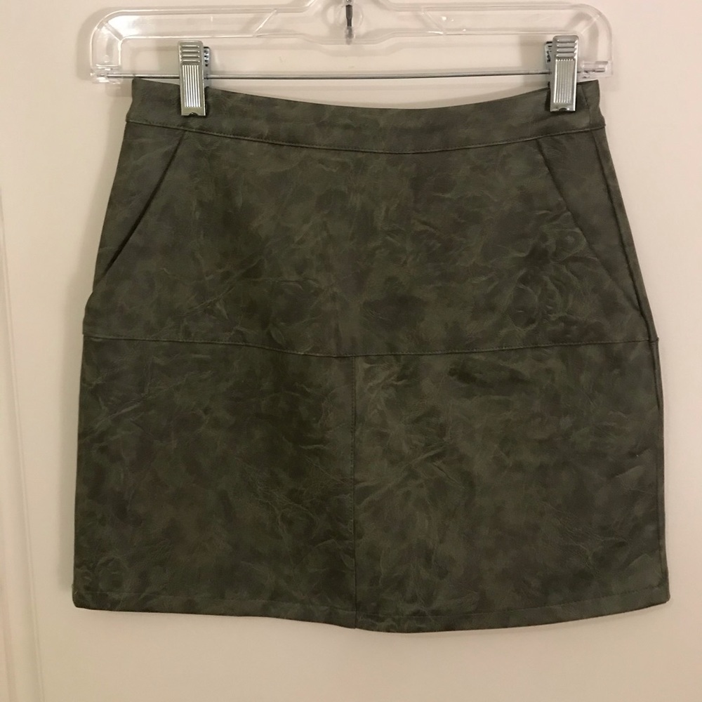 LF skirt